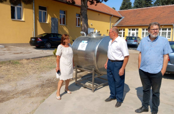 Na inicijativu DSHV-a u Tavankutu postavljena cisterna s vodom za piće